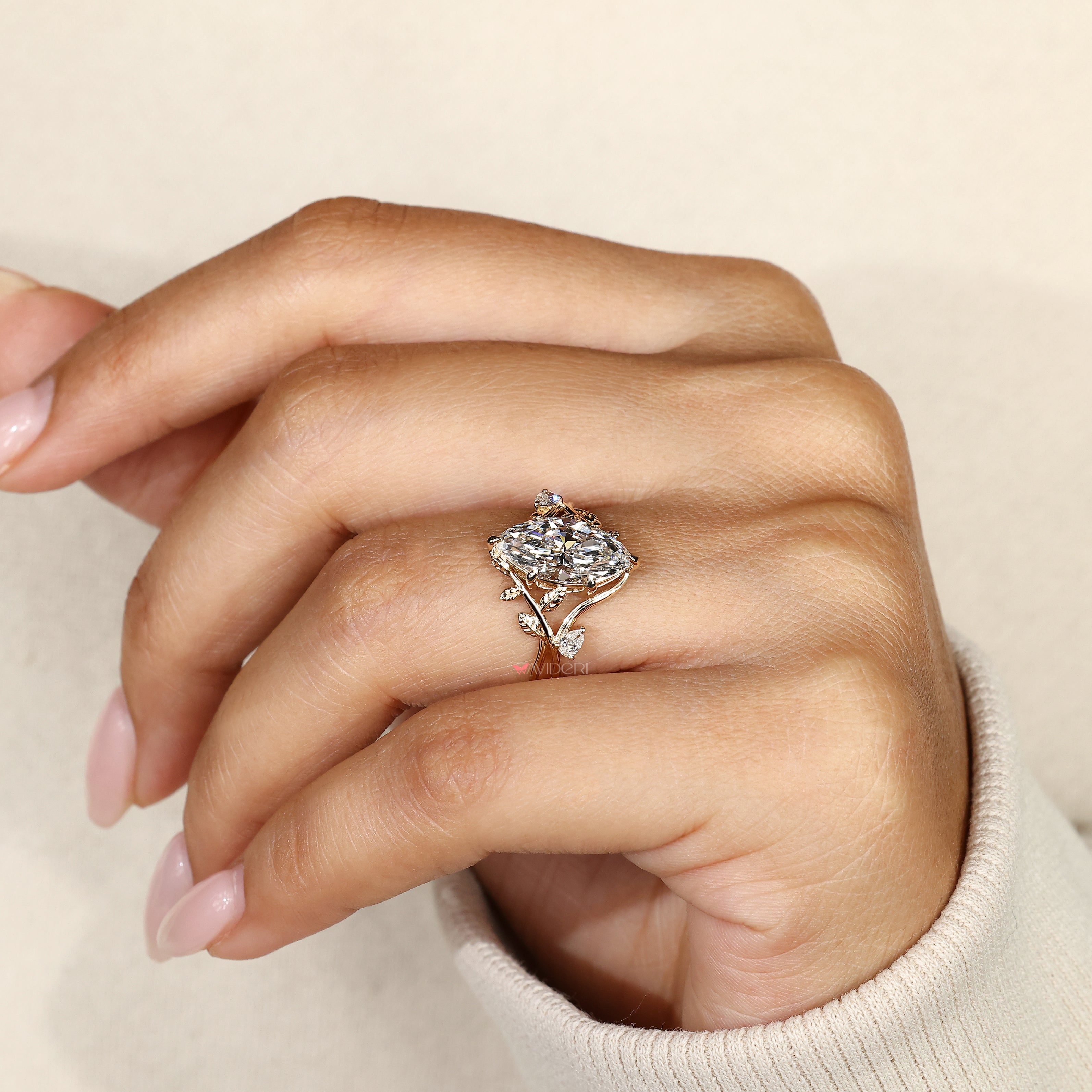 Lab grown botanical ring with vintage style and twisted shank
