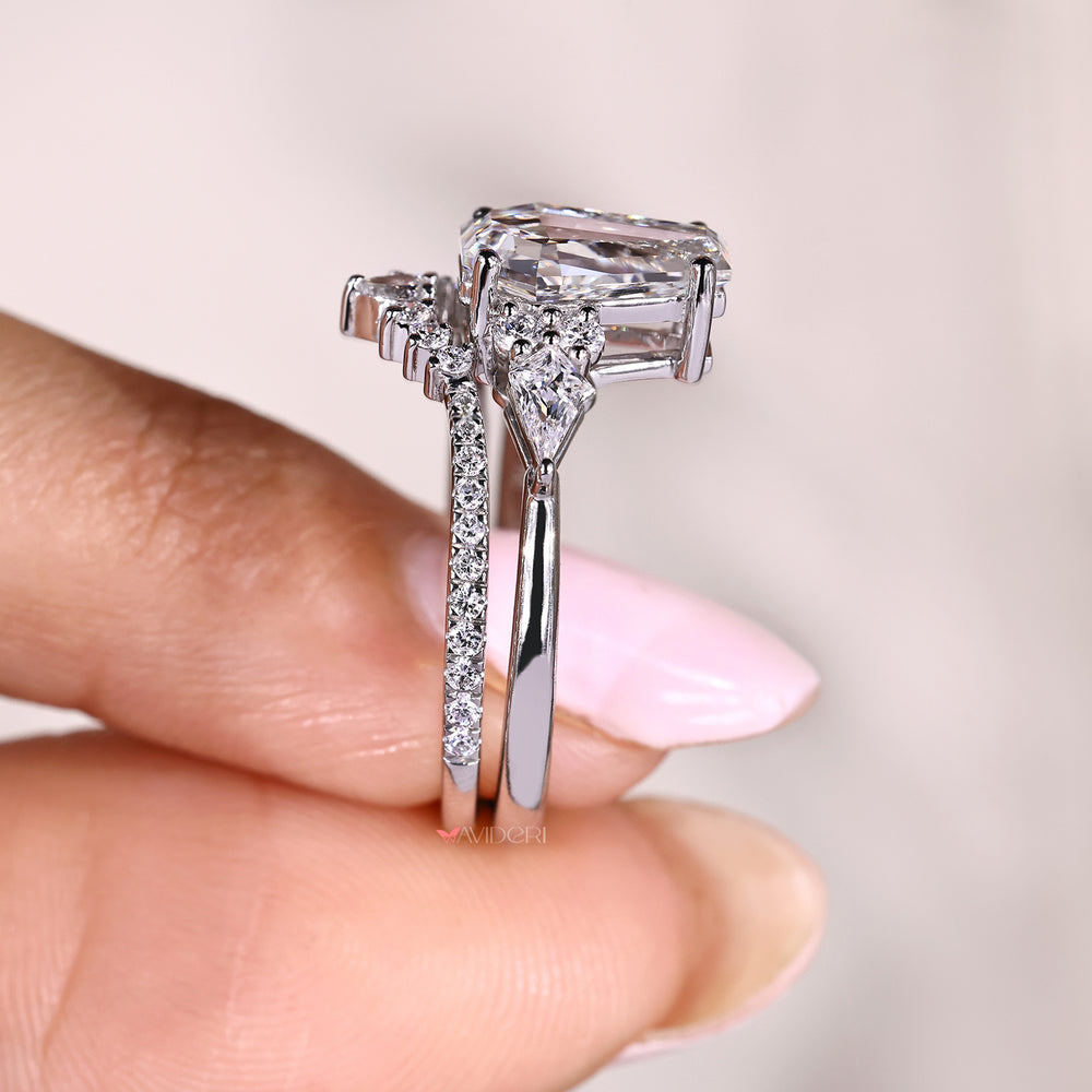Coffin diamond ring set with kite and round accents
