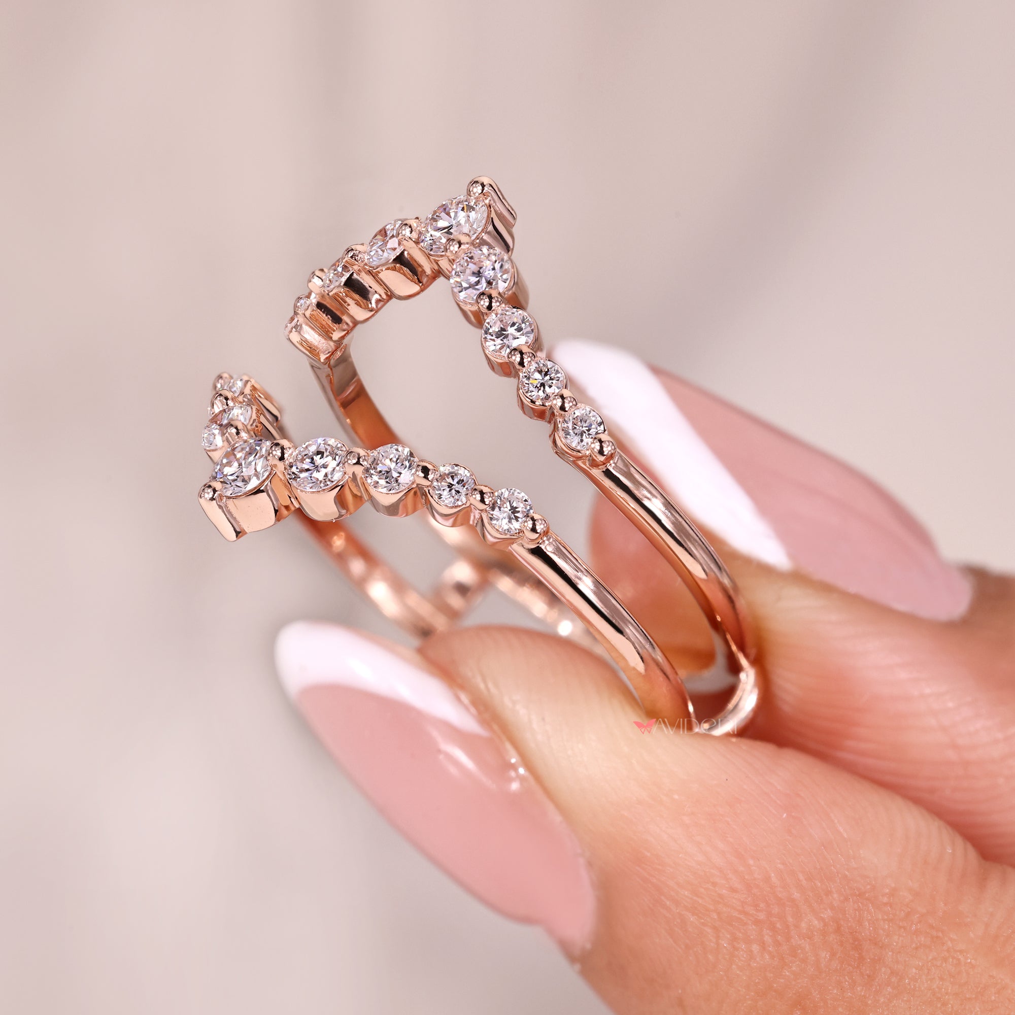 Diamond Ring Wrap Guard with shared prong design.