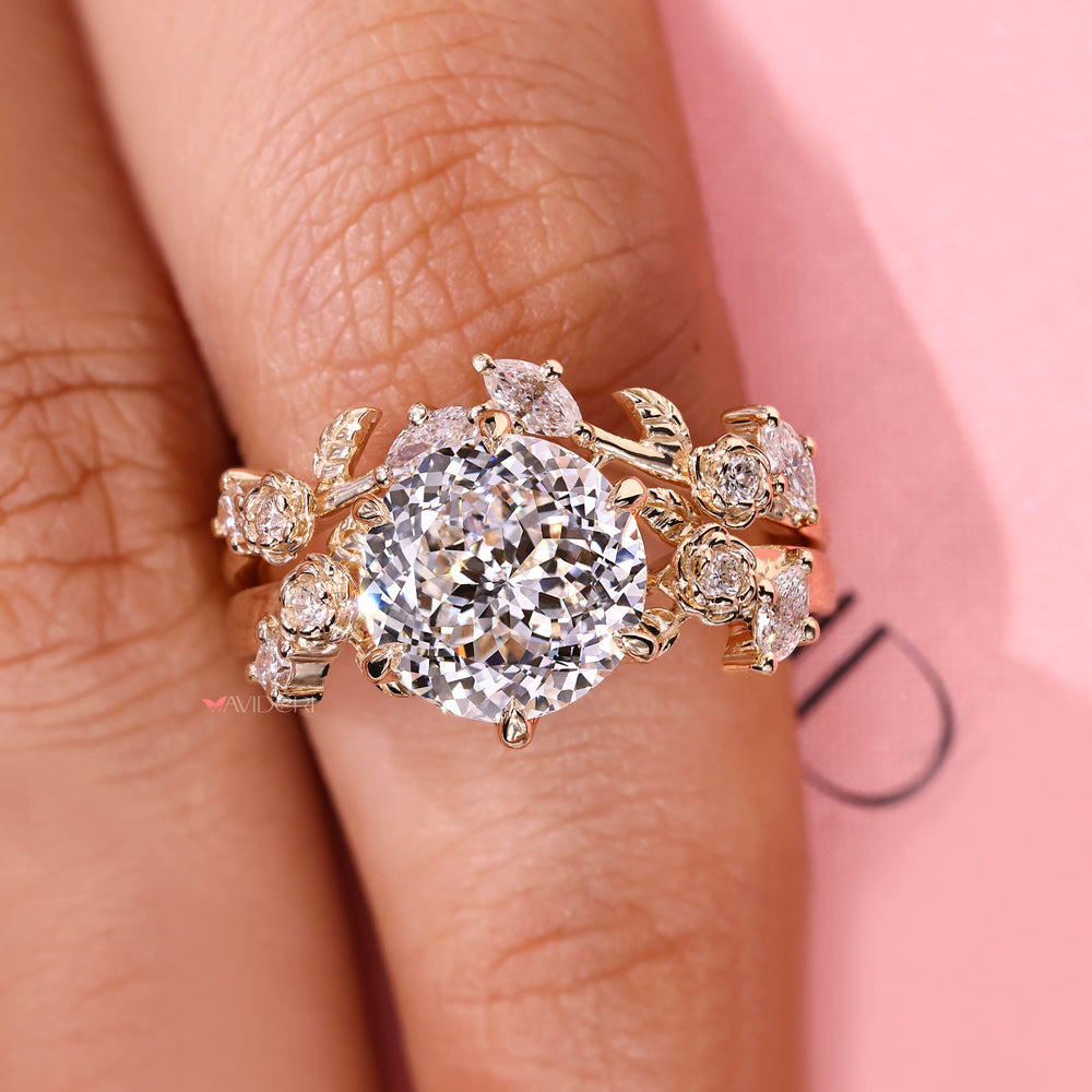 Nature inspired bridal set with curved marquise and round diamond band
