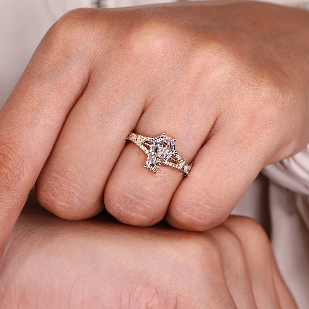 Avideri Coffin Cut Split Shank Diamond Ring.