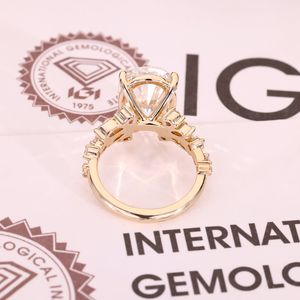 Handmade oval cut diamond ring by Avideri.
