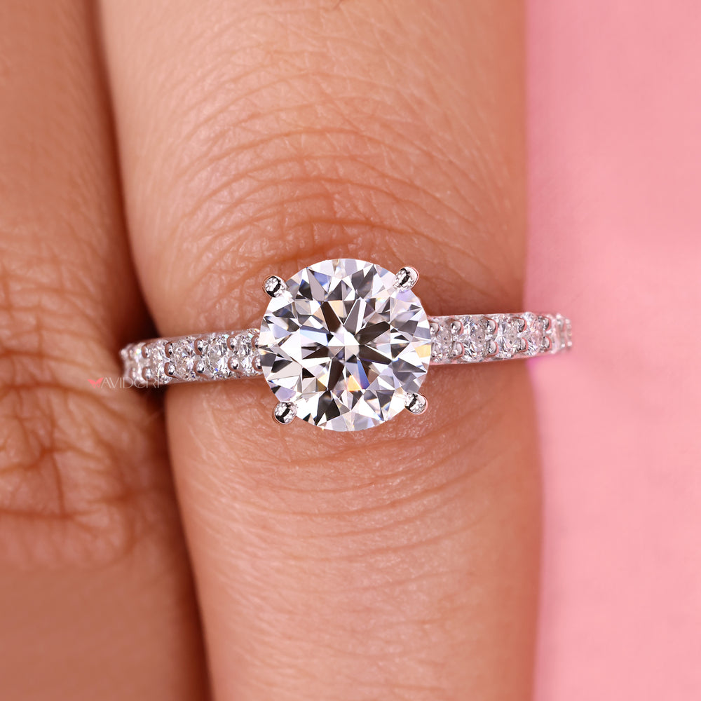 Avideri handmade round diamond ring.