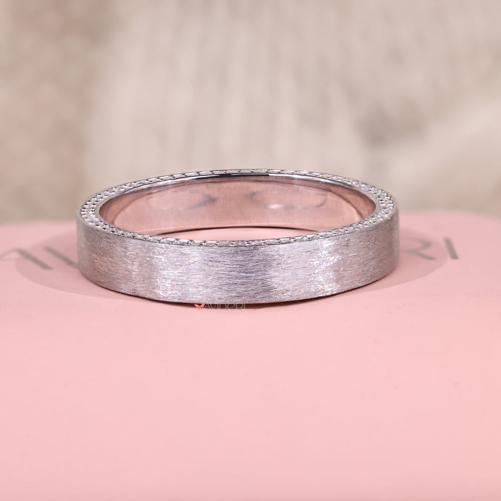 Double sided eternity ring with lab grown diamonds.
