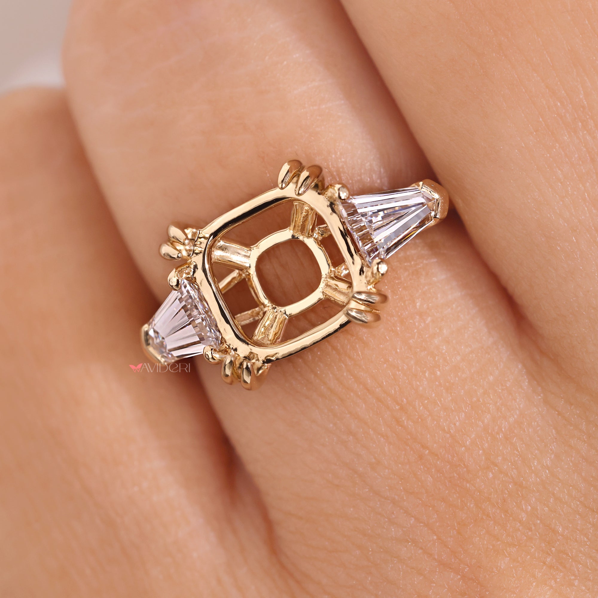 Yellow gold semi mount ring with handcrafted details.
