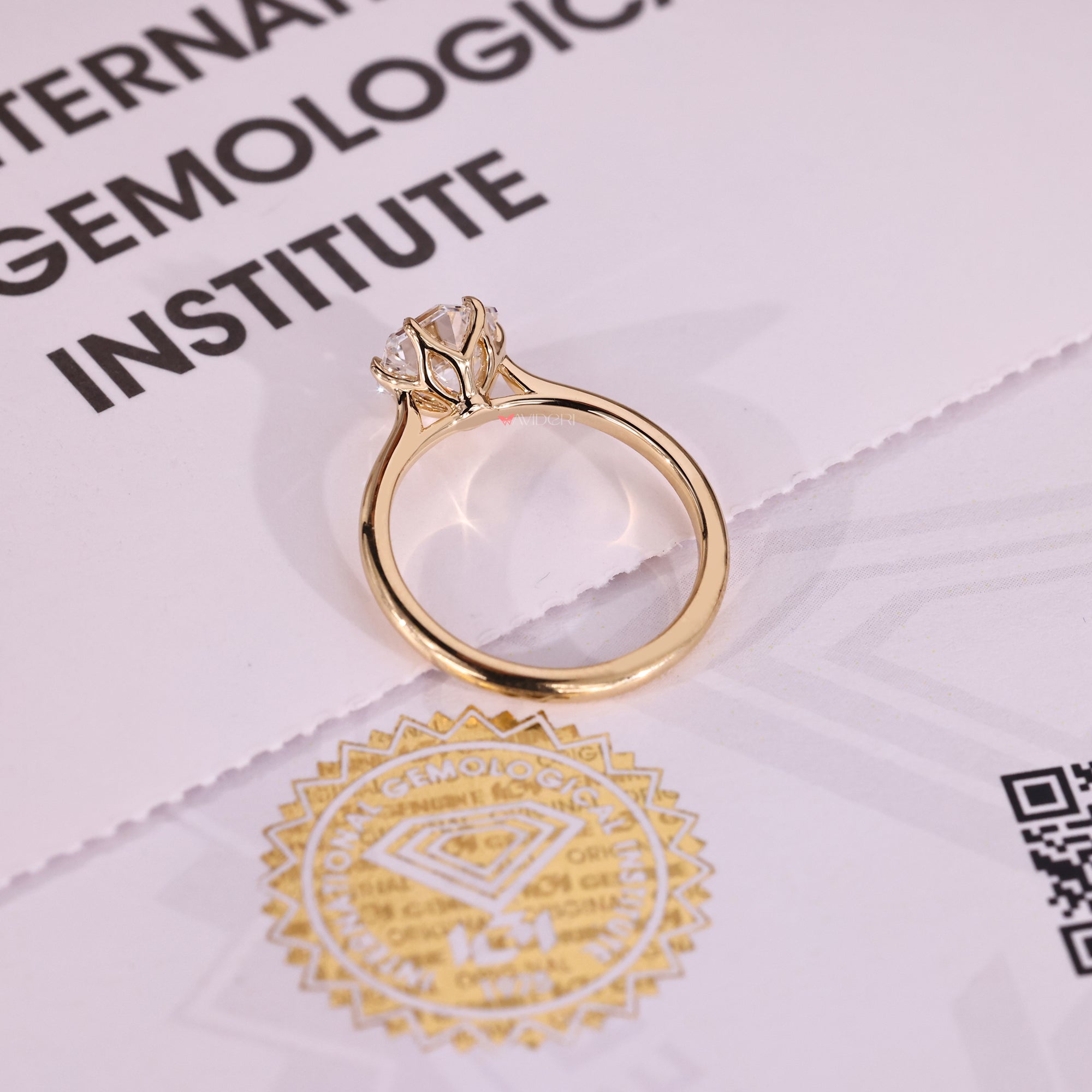Lab-grown diamond ring in buy engagement ring style.