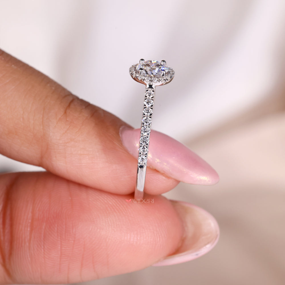 Avideri engagement ring, round diamond engagement ring, halo engagement ring
