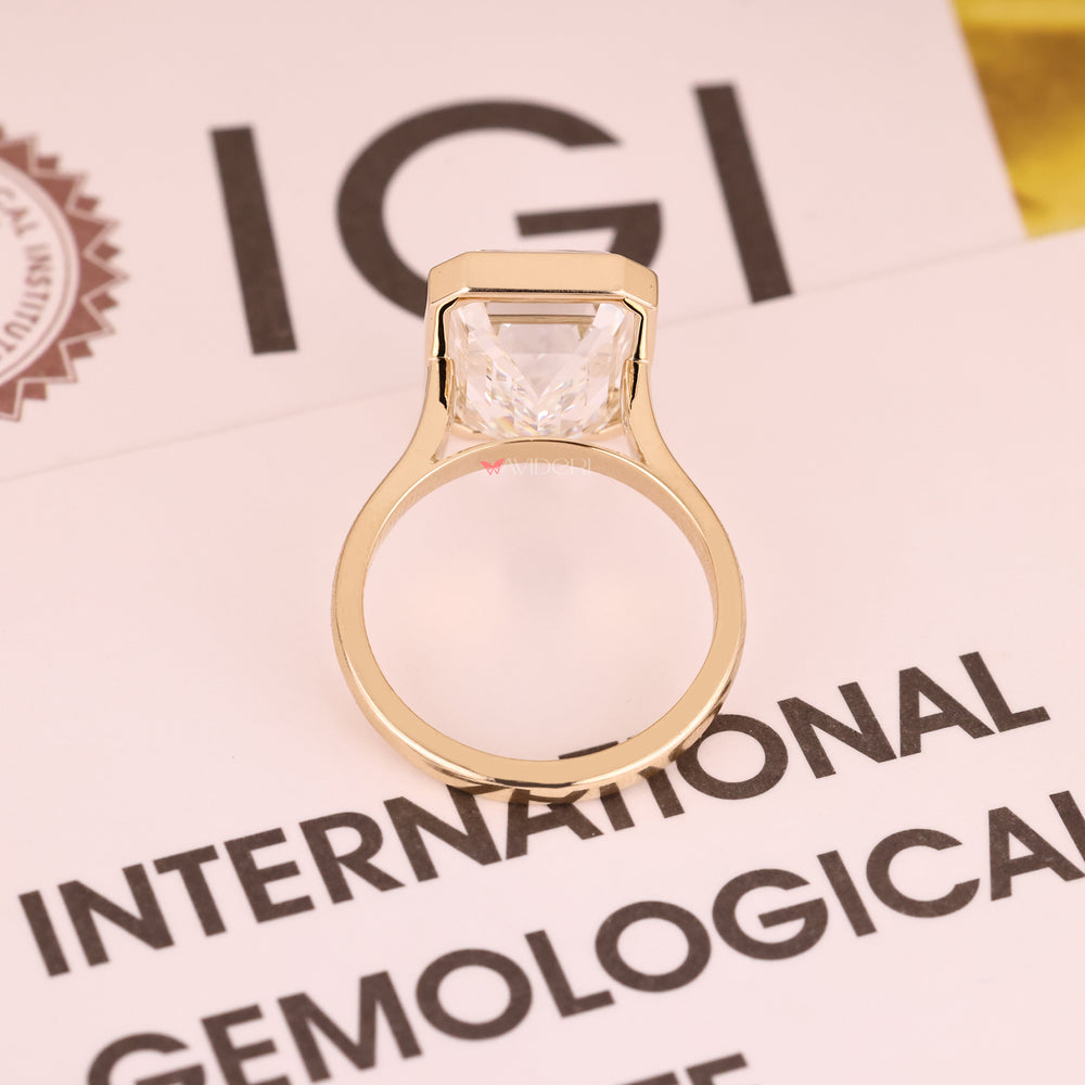 Cathedral Setting Emerald Cut Diamond Ring.