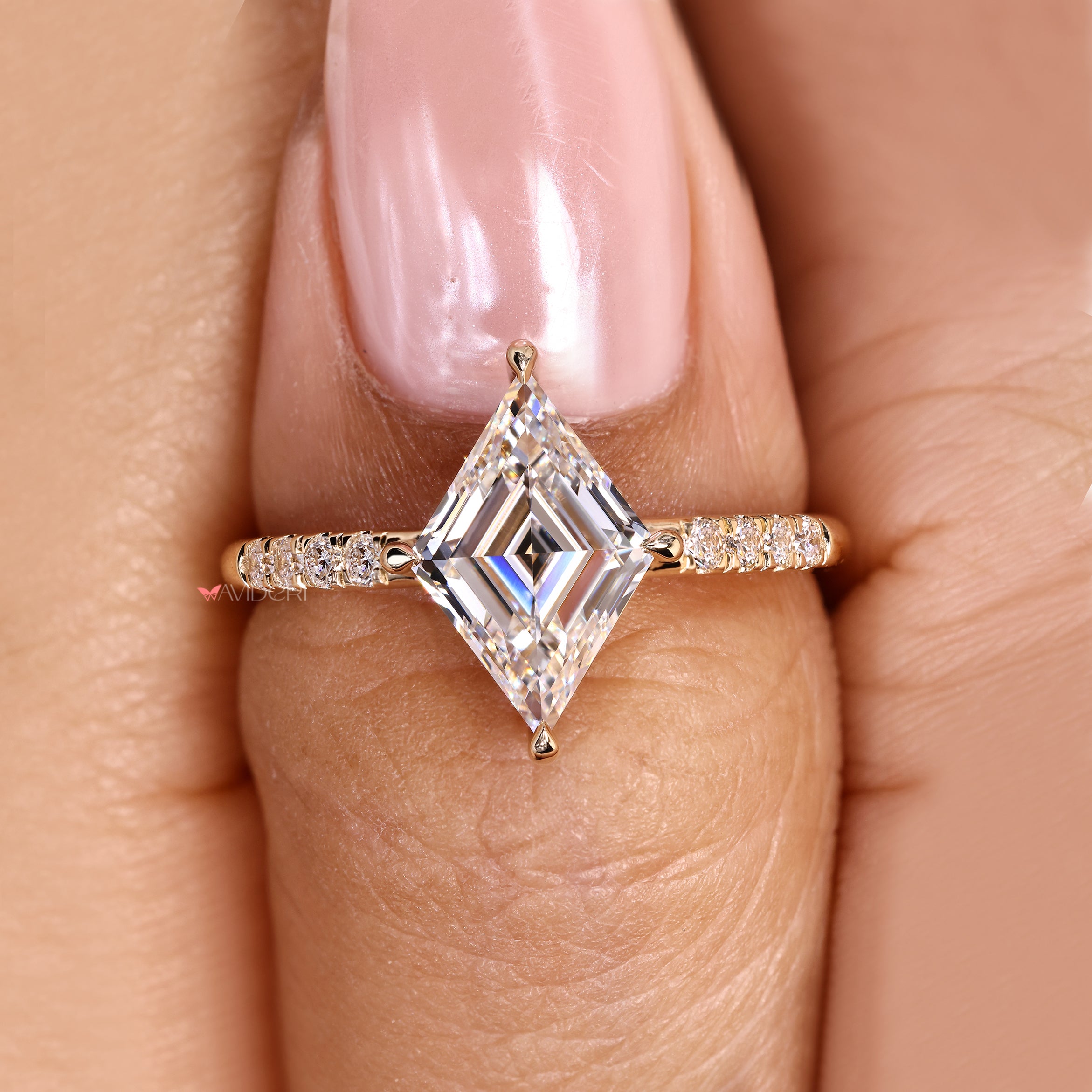 IGI certified lozenge diamond ring handmade.
