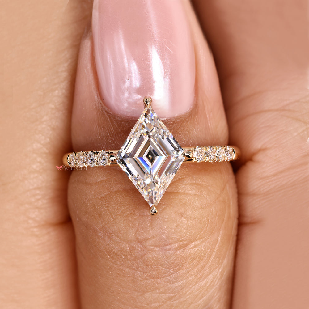 IGI certified lozenge diamond ring handmade.
