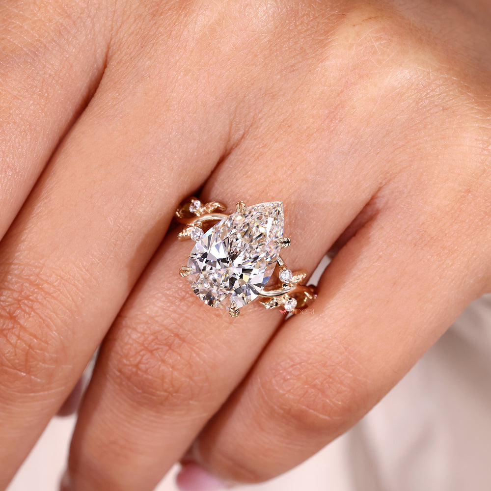 Handmade Avideri chevron wedding band.