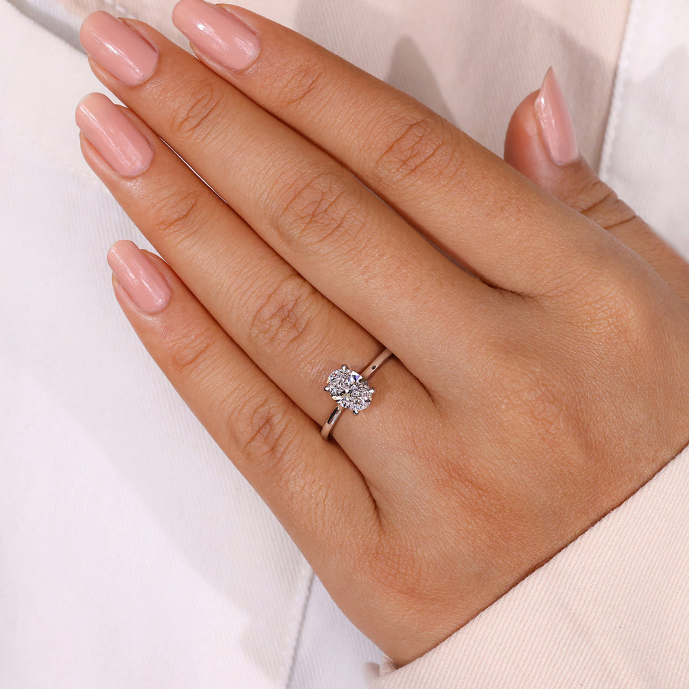 Oval diamond, oval cut diamond, oval solitaire diamond ring
