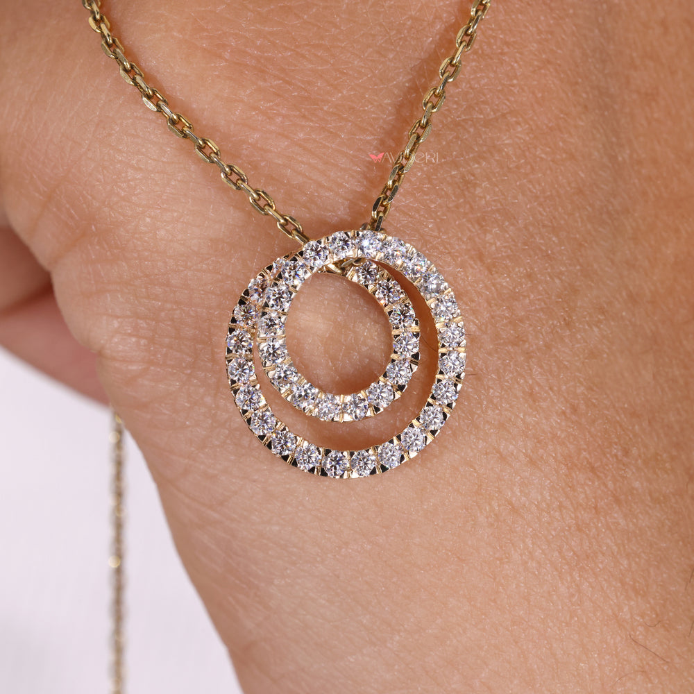 IGI certified round diamond pendant necklace for guaranteed brilliance.
