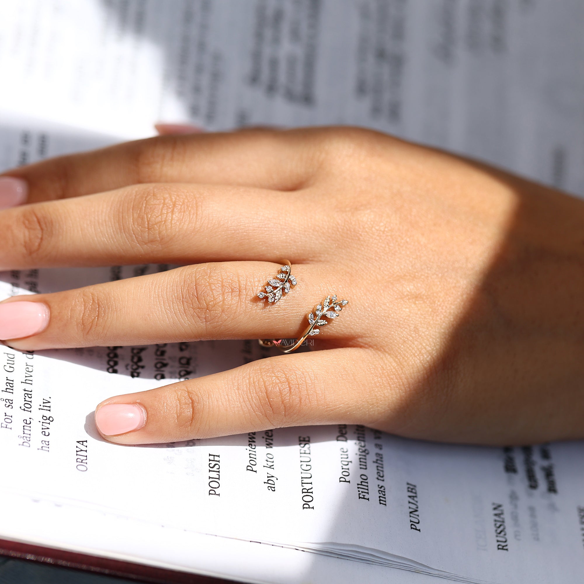 Nature inspired wedding band with wrap guard band.