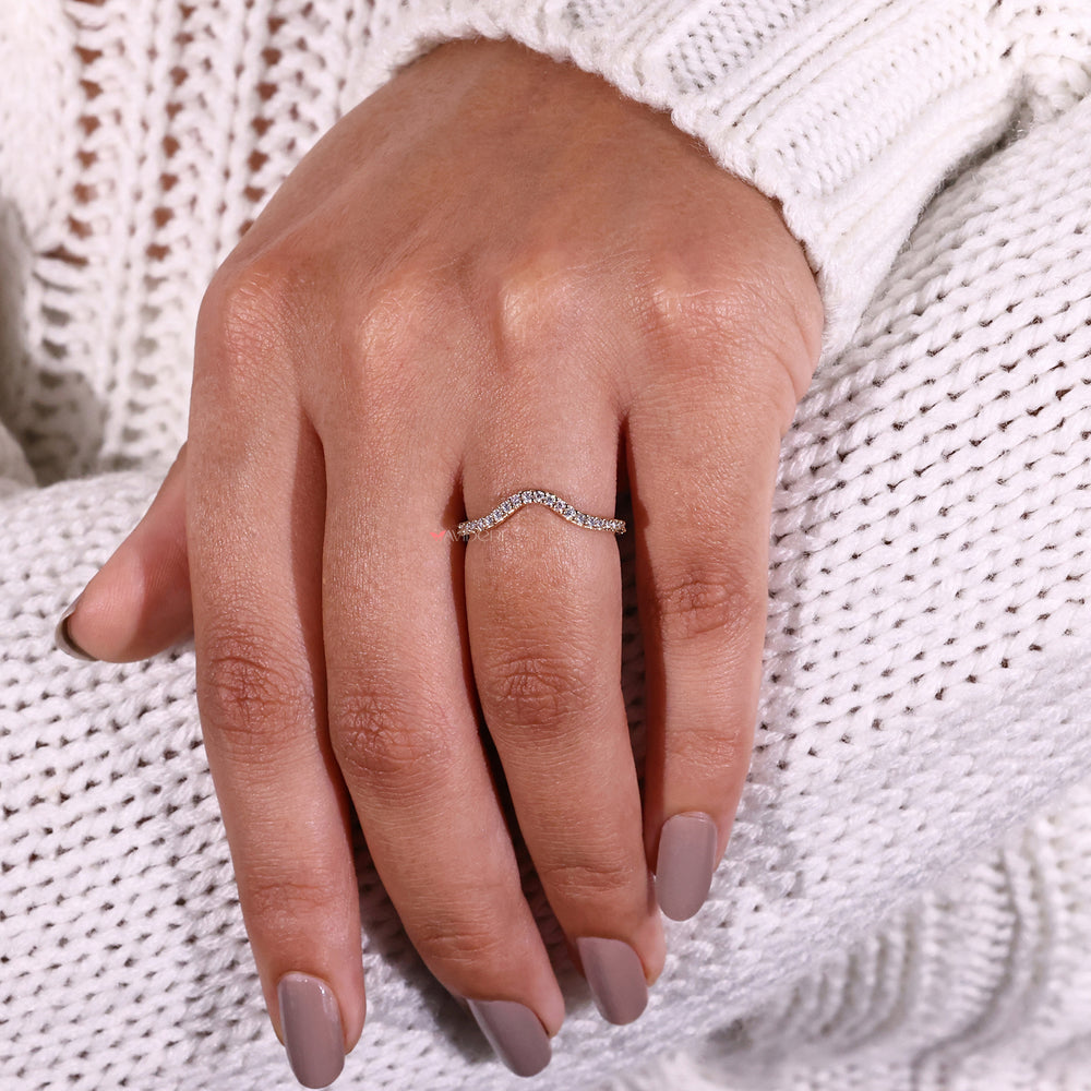 Perfect place to buy wedding band with a variety of styles and designs.
