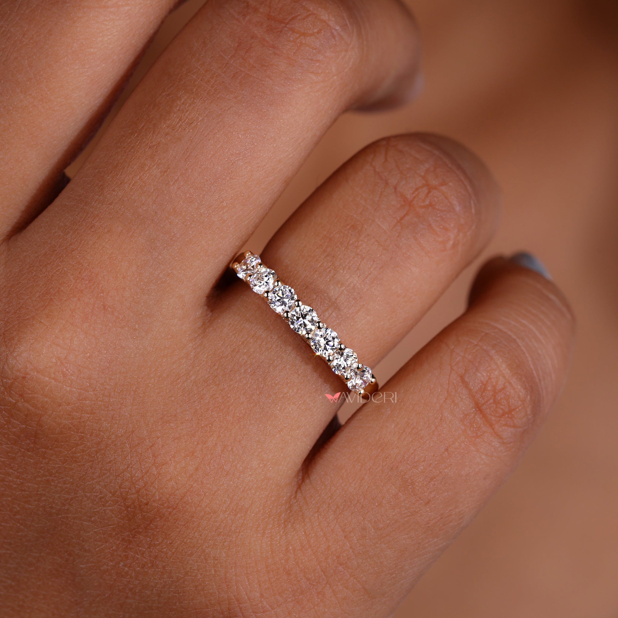 Lab grown diamond ring with sustainable brilliance.
