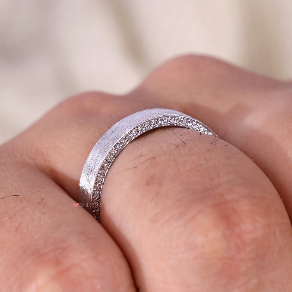 Custom men’s diamond band in white gold.

