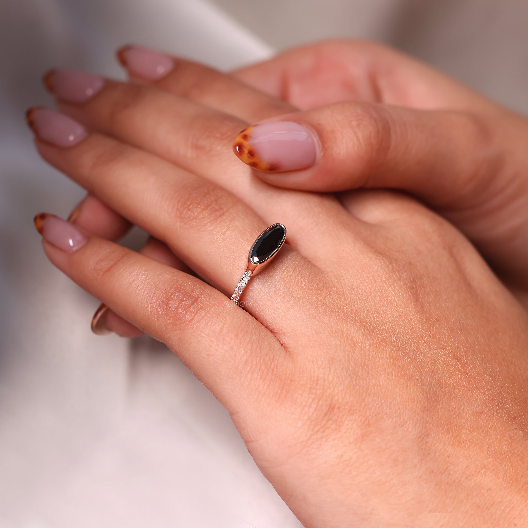 Moval engagement ring, round cut ring, handmade jewelry.