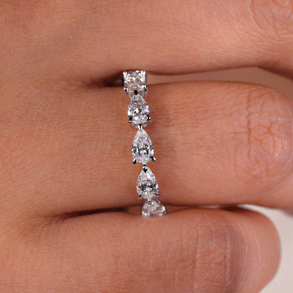 Full eternity band with continuous diamonds all around.
