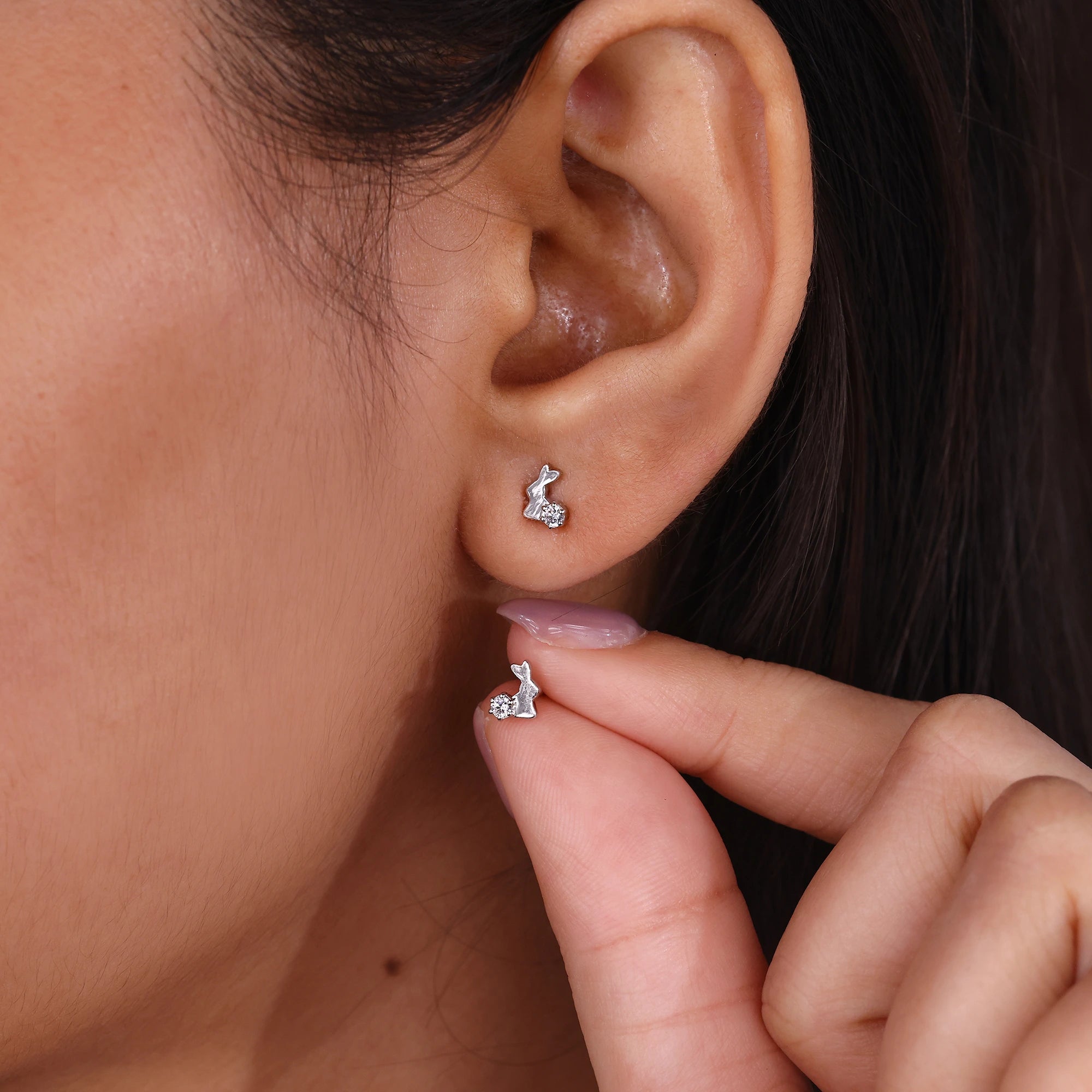 Simple stud earrings perfect for everyday wear and style.