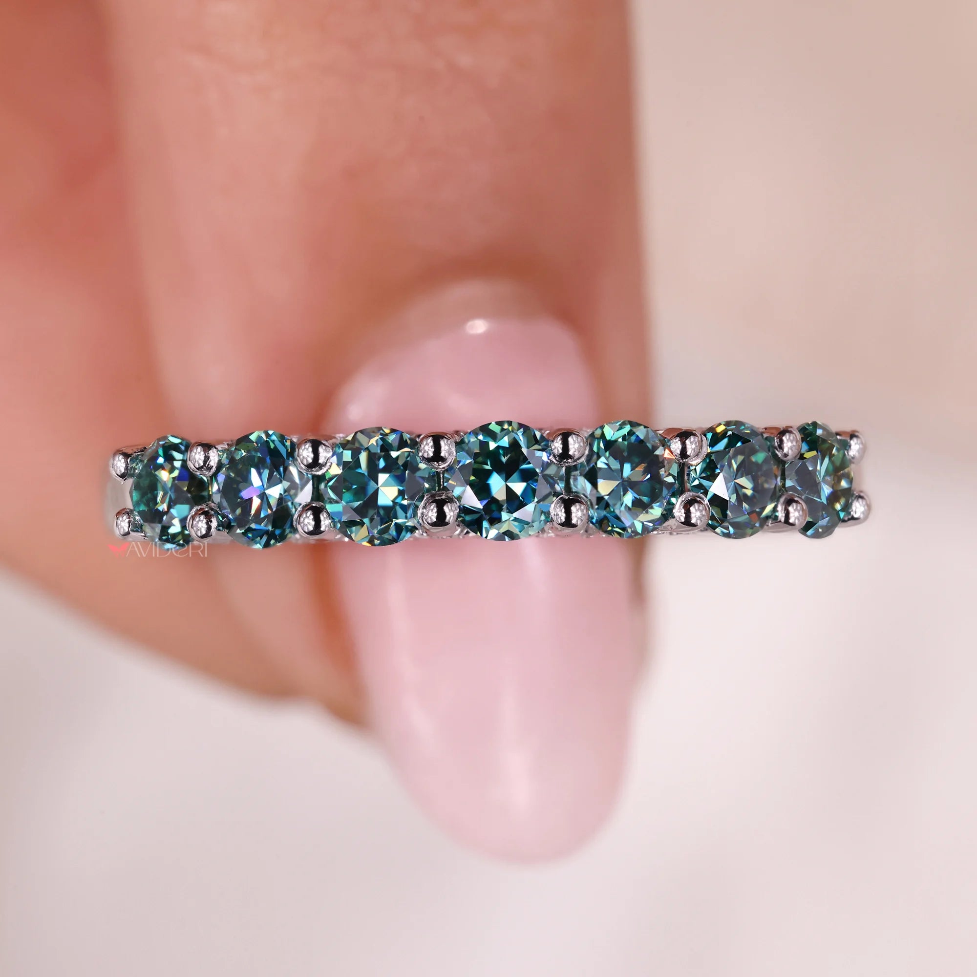 7 stone band with tapered shank band.
