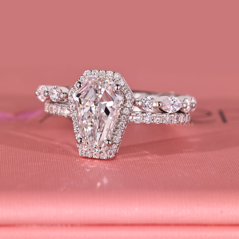 Lab Grown Diamond with handmade bridal set.