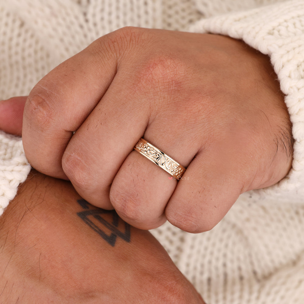 Milgrain men's ring with art deco design.
