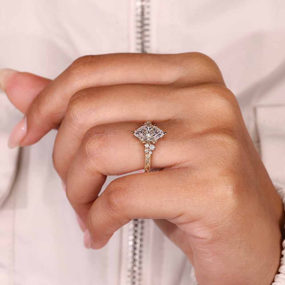 Claw prong Dutch marquise ring vintage style.
