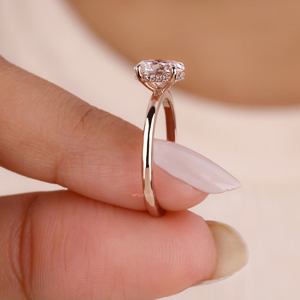 4 prong ring, round engagement ring, solitaire diamond ring
