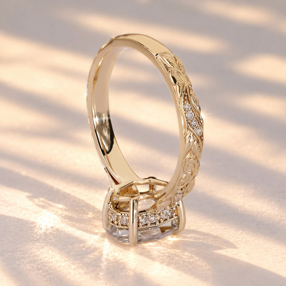 Nature inspired ring with botanical filigree shank
