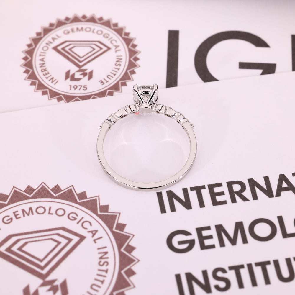 IGI certified lab-grown ring for lasting beauty.