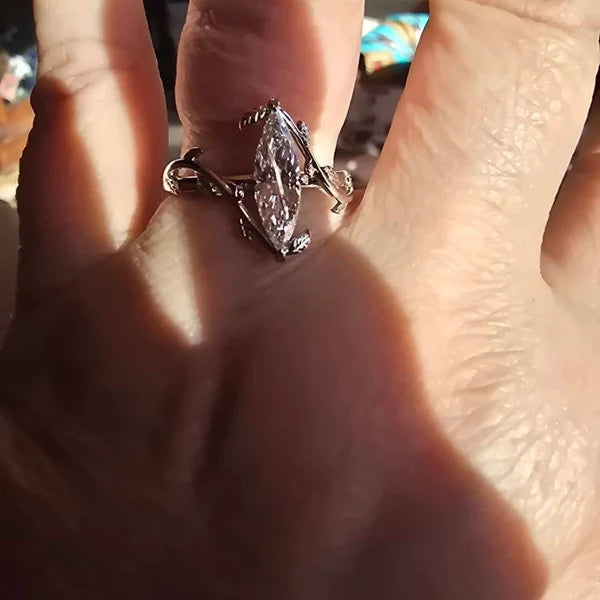 I cannot express enough how beautiful my ring is! Jay and his team were awesome and helped walk me thru the process of what I really wanted. Outstanding service and outstanding product!