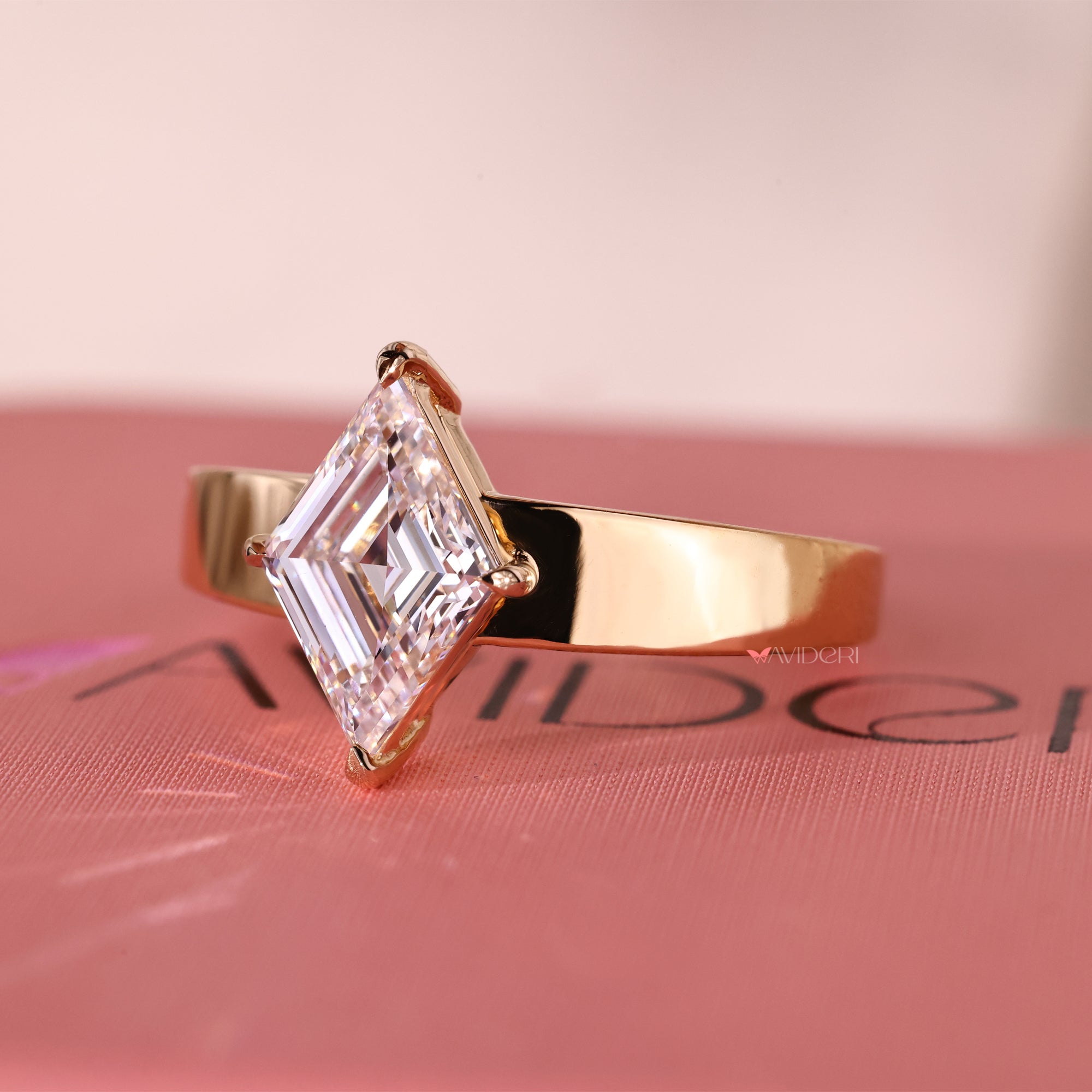 Solitaire engagement ring in yellow gold engagement ring.