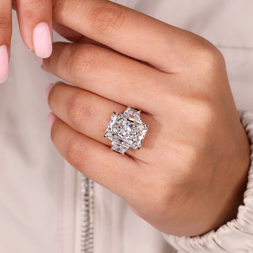 Four claw prong on white gold diamond ring.
