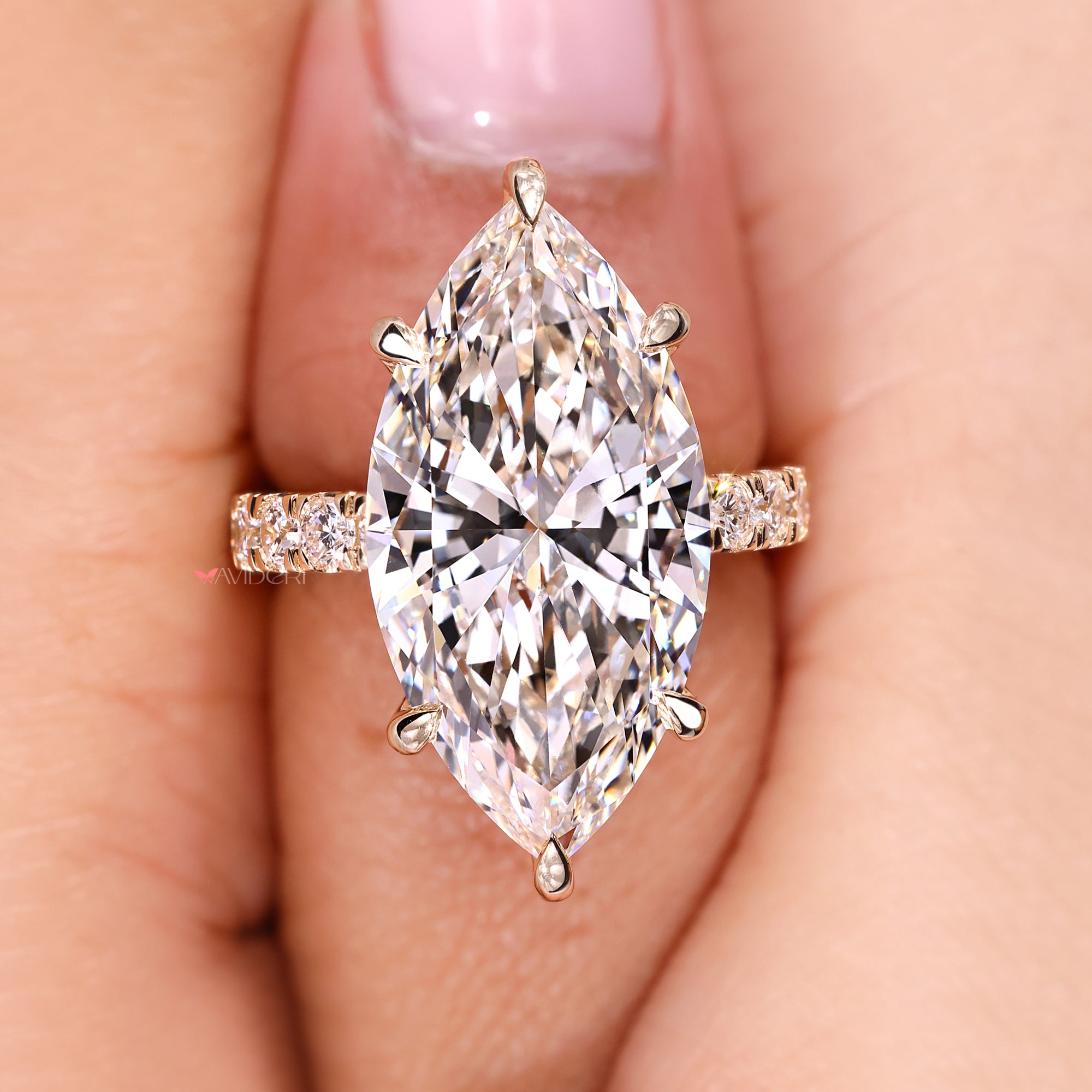 Avideri engagement ring with hidden halo engagement ring.