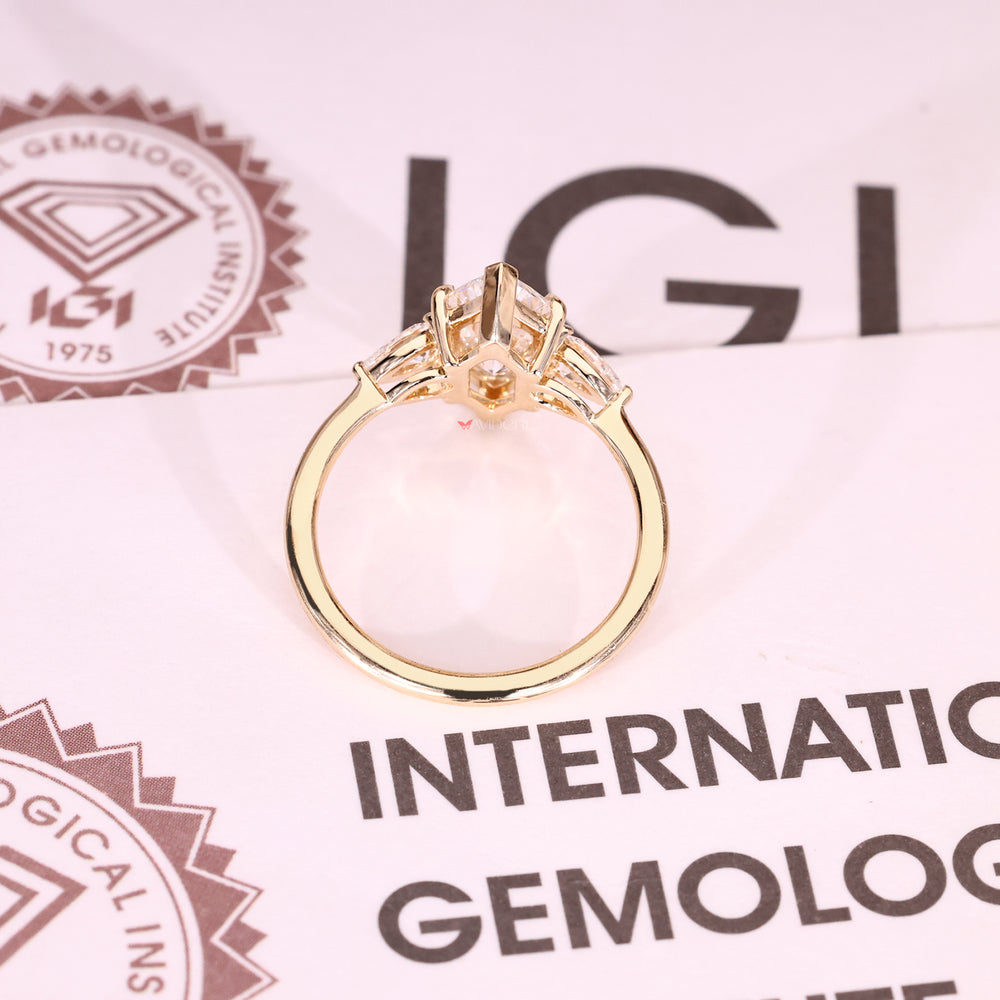 IGI certified dutch marquise diamond ring.
