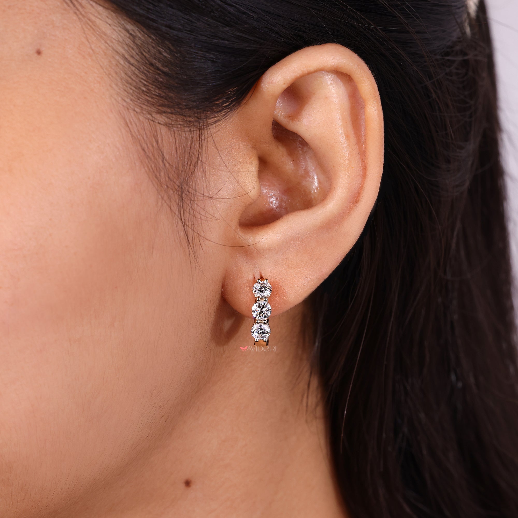 Hoop round earrings on handmade jewelry style.
