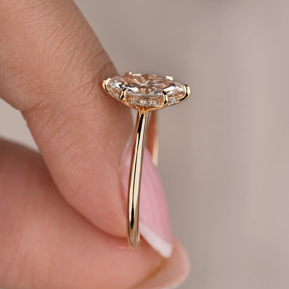 Hidden halo ring with a subtle yet stunning design
