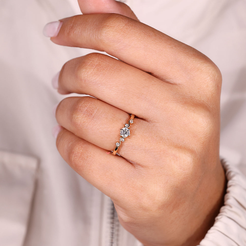 Handmade Round Diamond Ring by Avideri.
