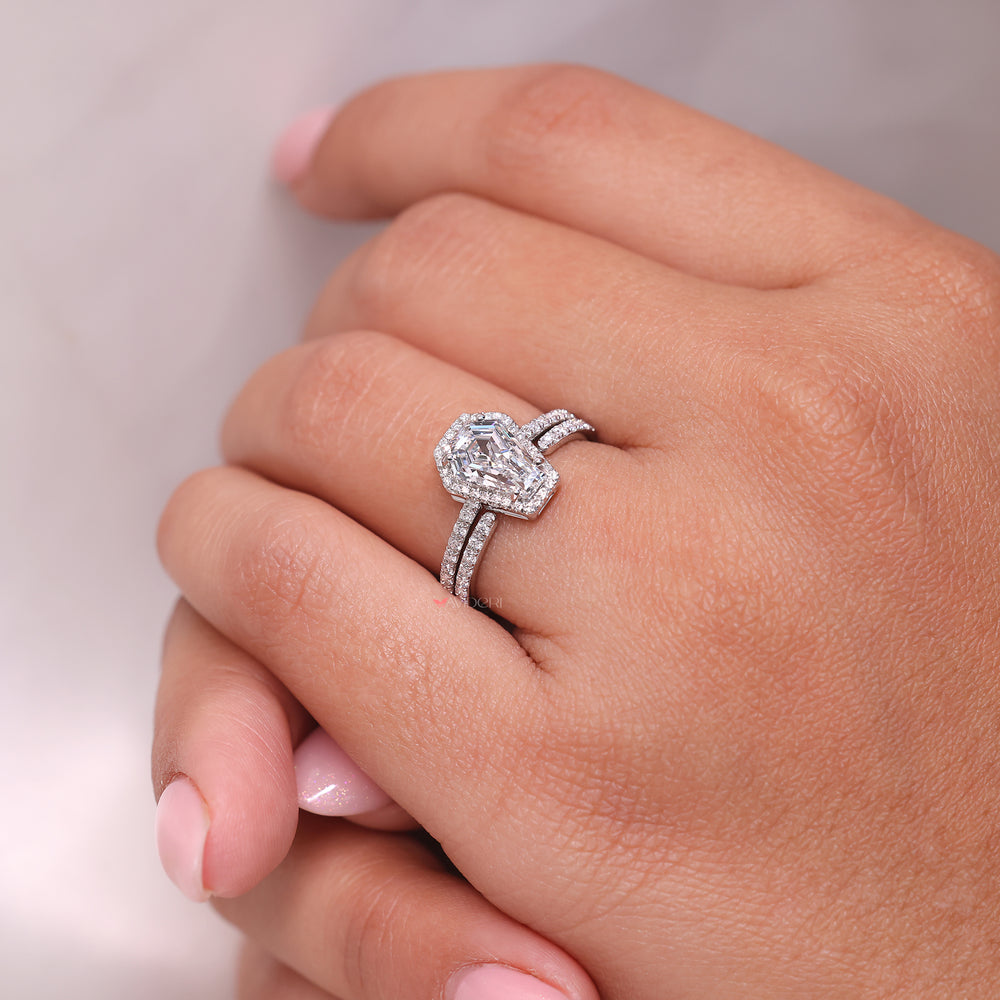 Half eternity diamond band with side diamonds.