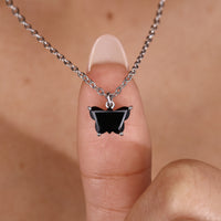 Butterfly Pendant Gold – Solitaire Black Moissanite