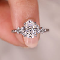 Round Snowdrift Ring With Oval Cut