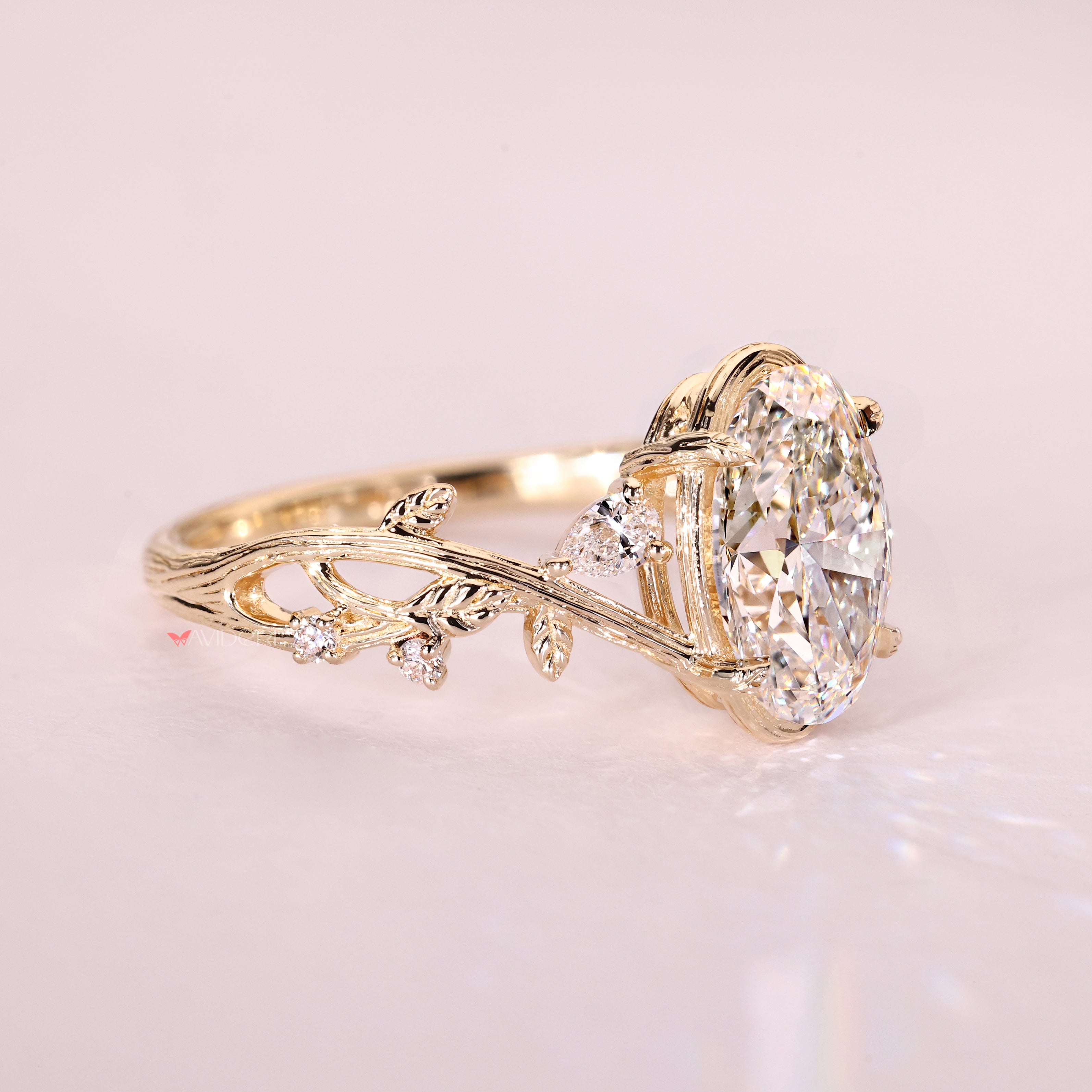 IGI certified fairy engagement ring with split shank style
