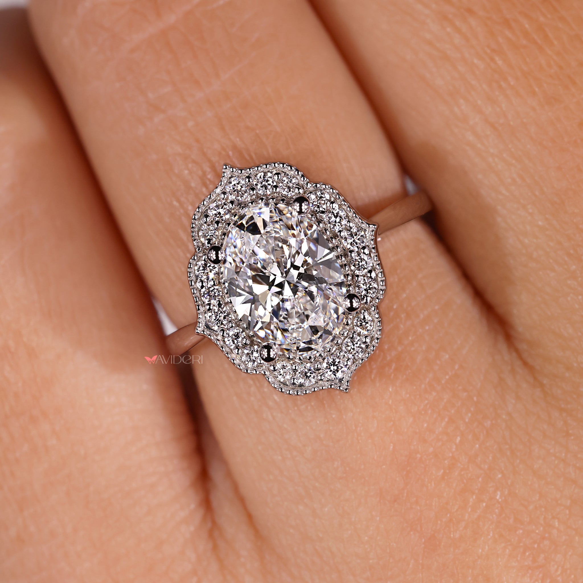 Proposal ring with a stunning round cut diamond and white gold band.
