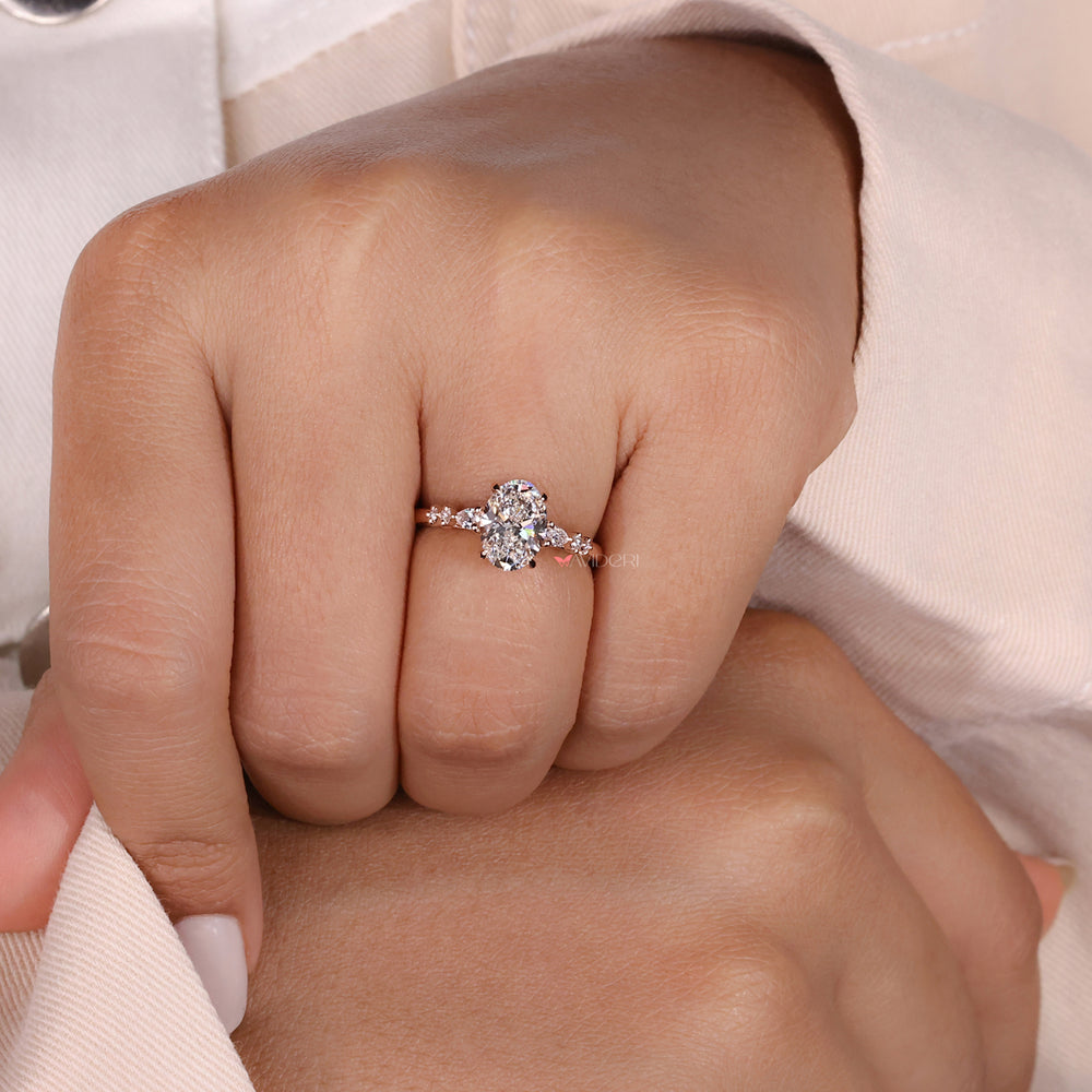 pear diamond ring claw prong setting lab grown diamond

