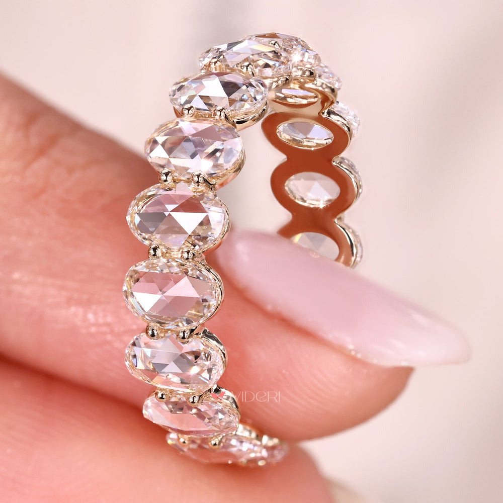 Lab grown oval rose cut diamond band.
