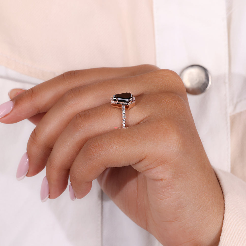 Gorgeous Avideri ring designed for a bold statement.
