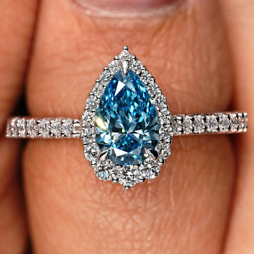 Pear Halo Engagement Ring with a stunning design for timeless elegance.