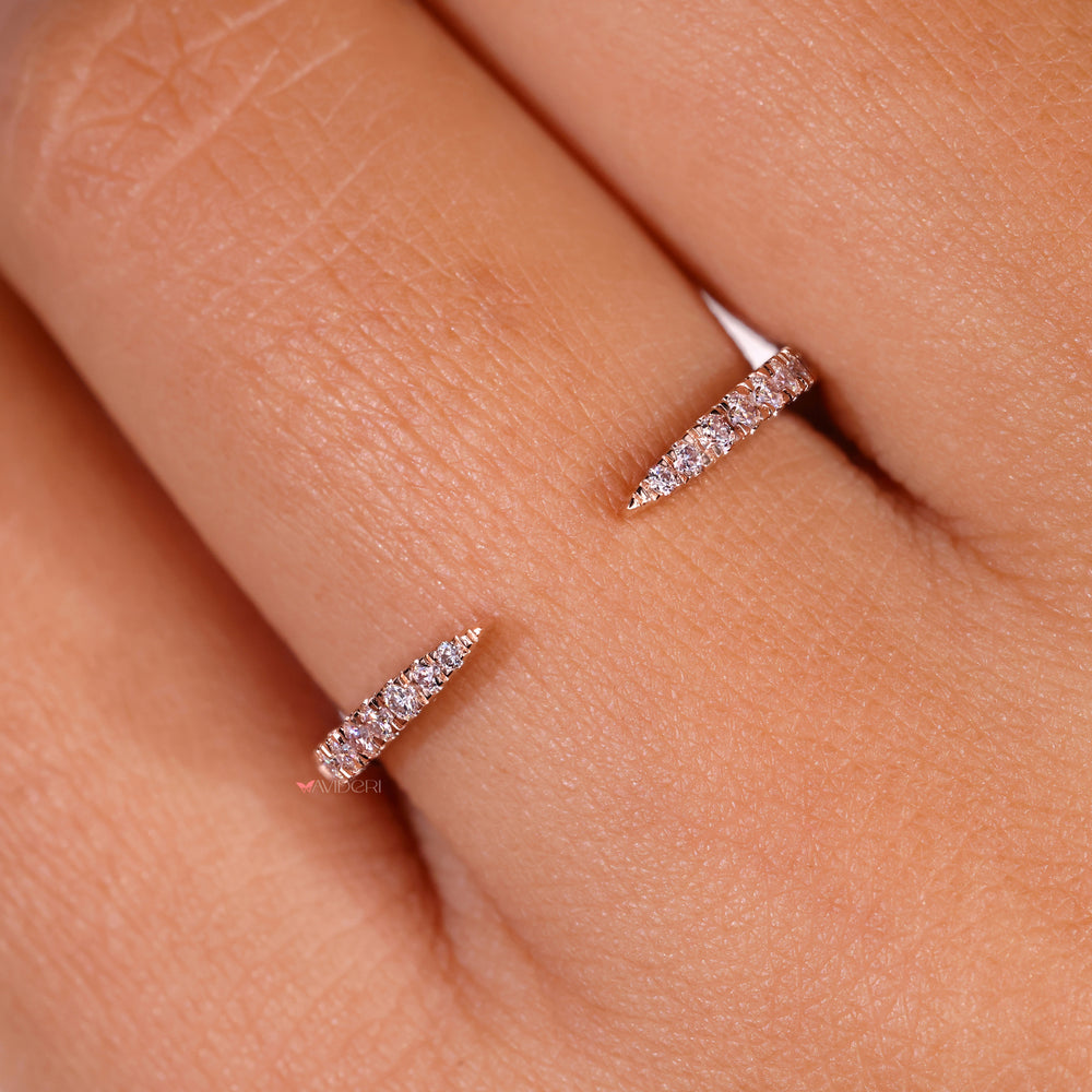 Customize matching band with lab grown diamond details for a unique touch
