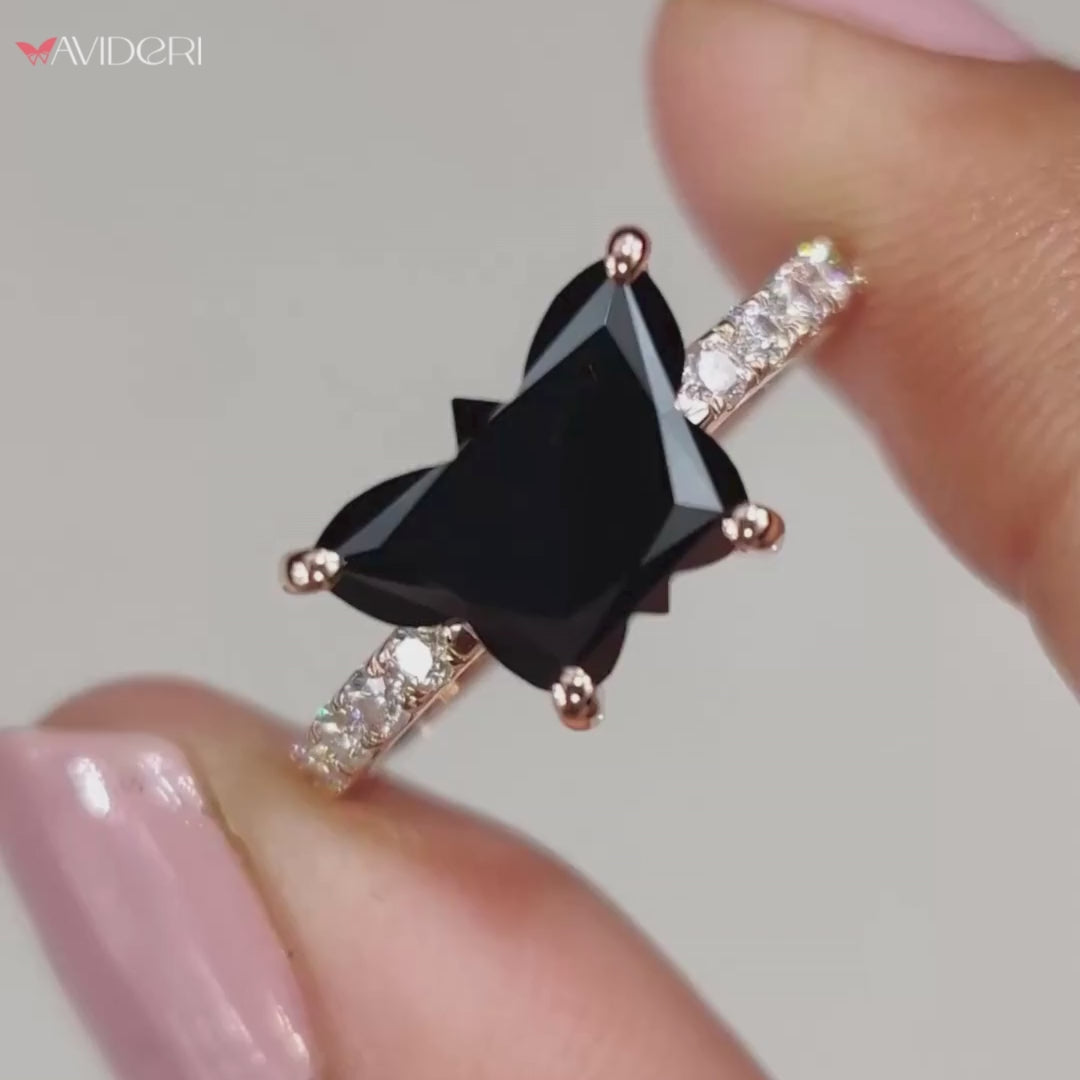 Stunning butterfly ring black in color with sparkling accents.
